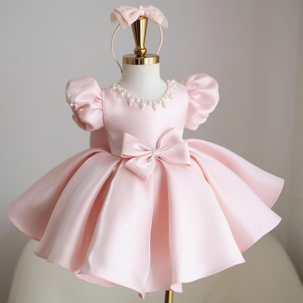 Shiny Taffeta Princess Dress + Accessory Set